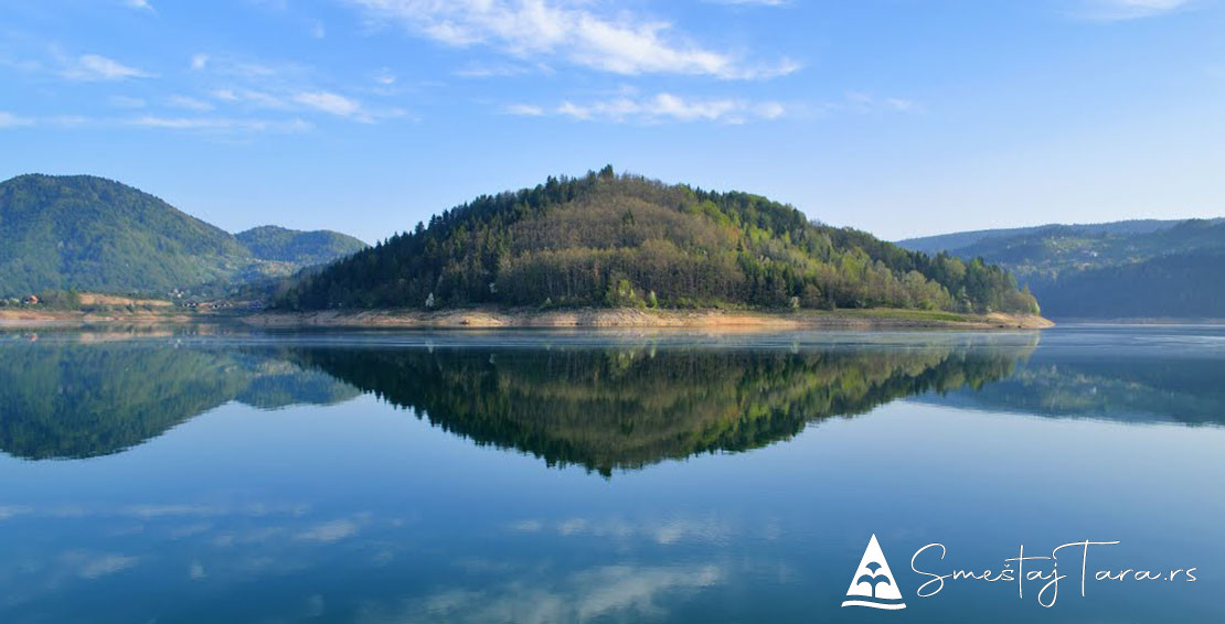 Zaovinsko jezero na Tari